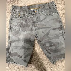 True Religion Gray Camo Men Shorts